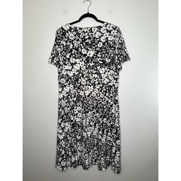 Chaps Woman Black Empire Waist  Fit & Flare Stretch Dress Short Sleeve Size XL - Picture 9 of 11